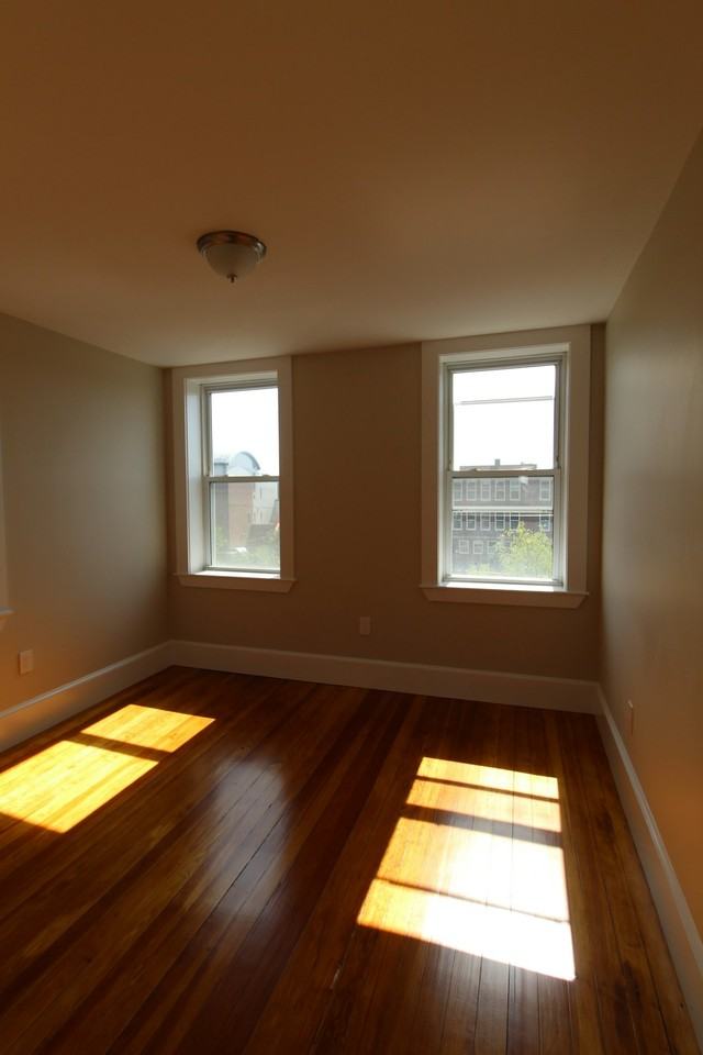 38 Frankfort Street, Unit 3 - Photo 4 of 30
