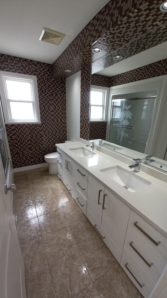 9521 Bakerview Drive - Photo 2 of 4