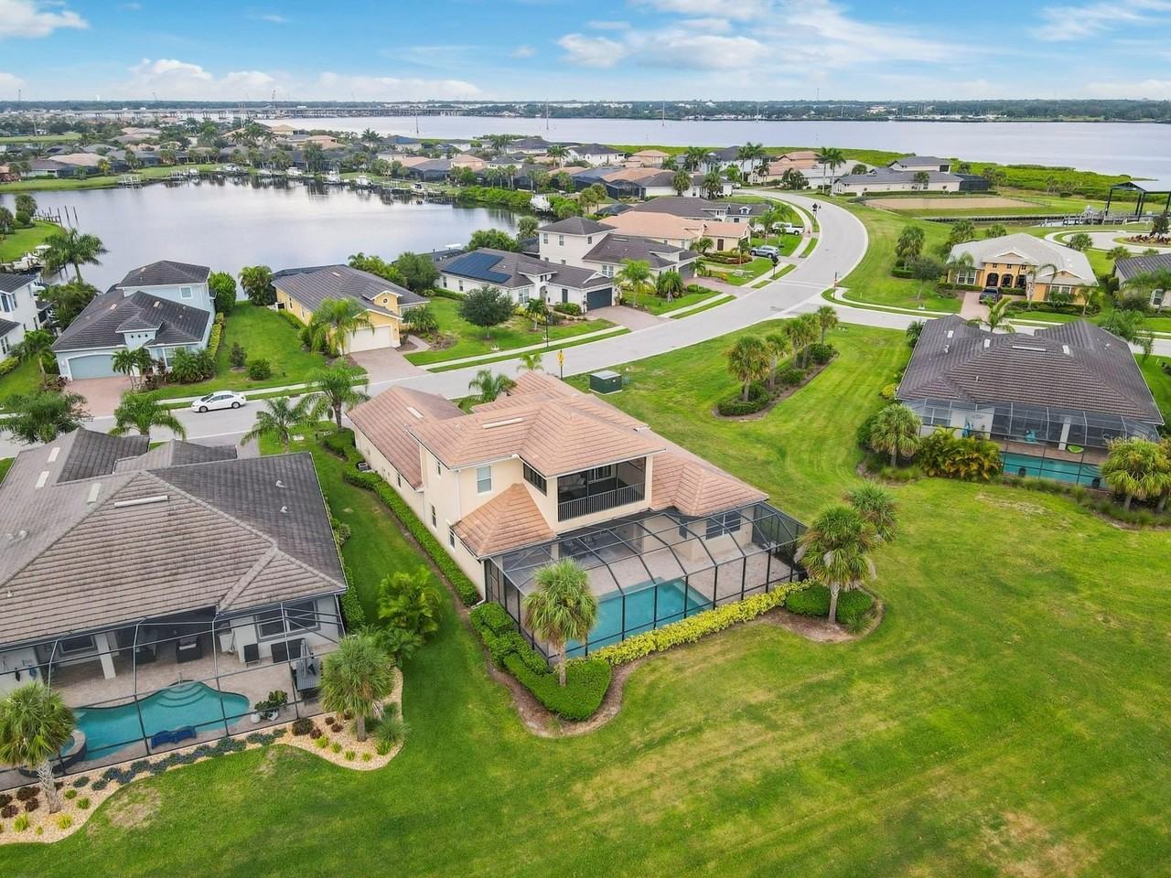 5402 Tidewater Preserve Blvd - Photo 4 of 50