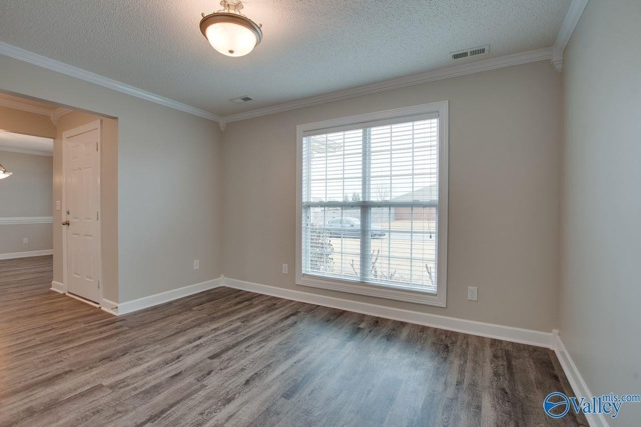 104 Kings Cross Dr - Photo 5 of 46