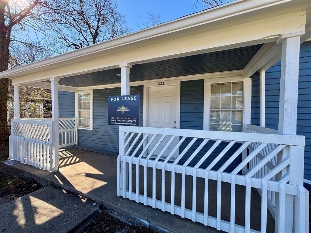 322 South Kentucky Street - Photo 2 of 20