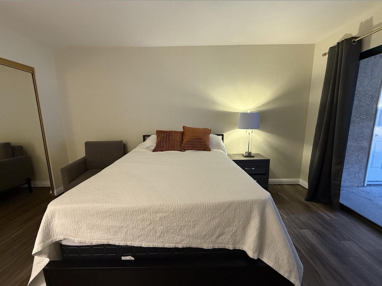 Tennis Court St W - Photo 6 of 13