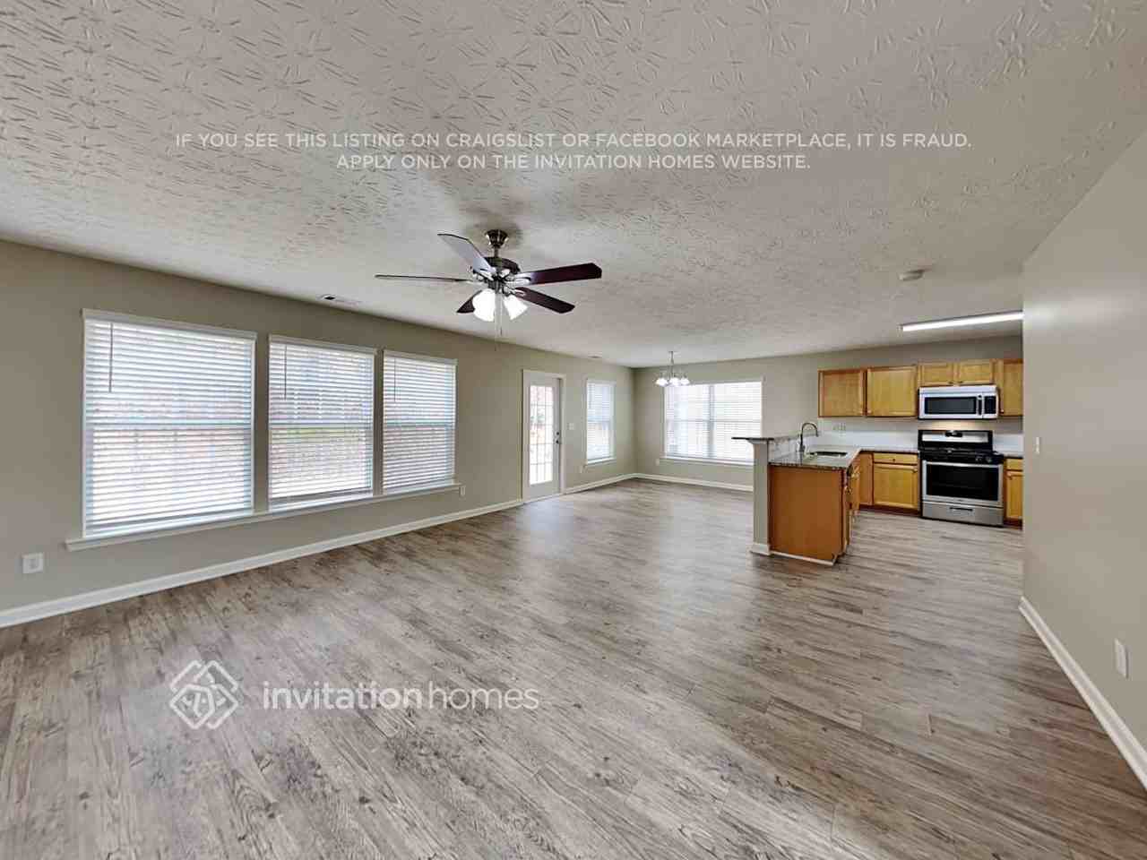 371 Arrowhead Dr - Photo 6 of 19