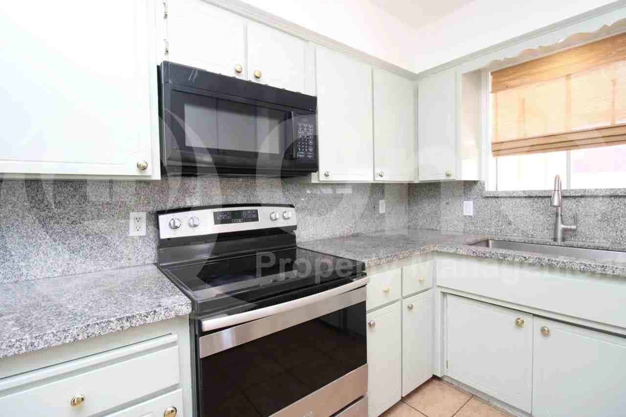 1159 W Emelita Ave - Photo 3 of 19