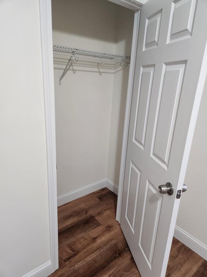 26 Cromwell St #1 - Photo 3 of 35