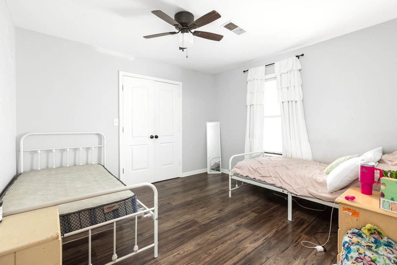 66 Tunstall Valley Cv - Photo 3 of 17