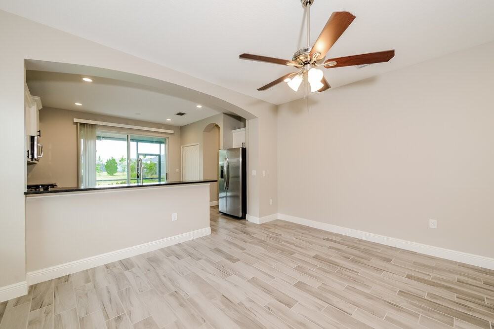 10913 Shade Tree Cv - Photo 4 of 16