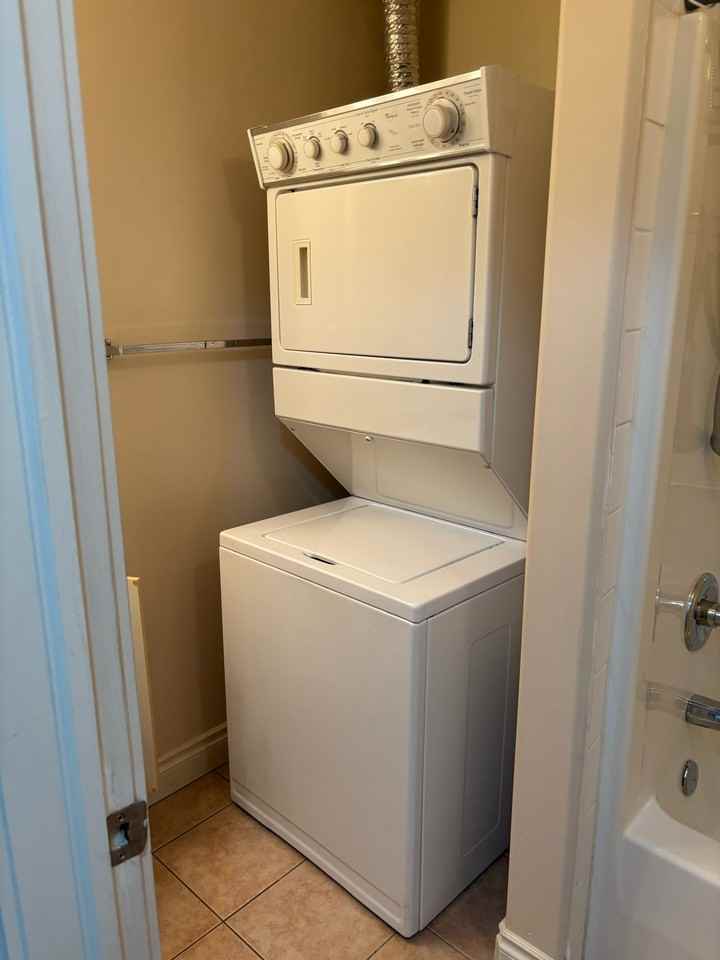 4910 50 St - Photo 7 of 11