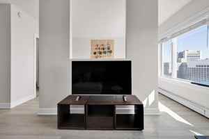 featured image of 899 Pine St