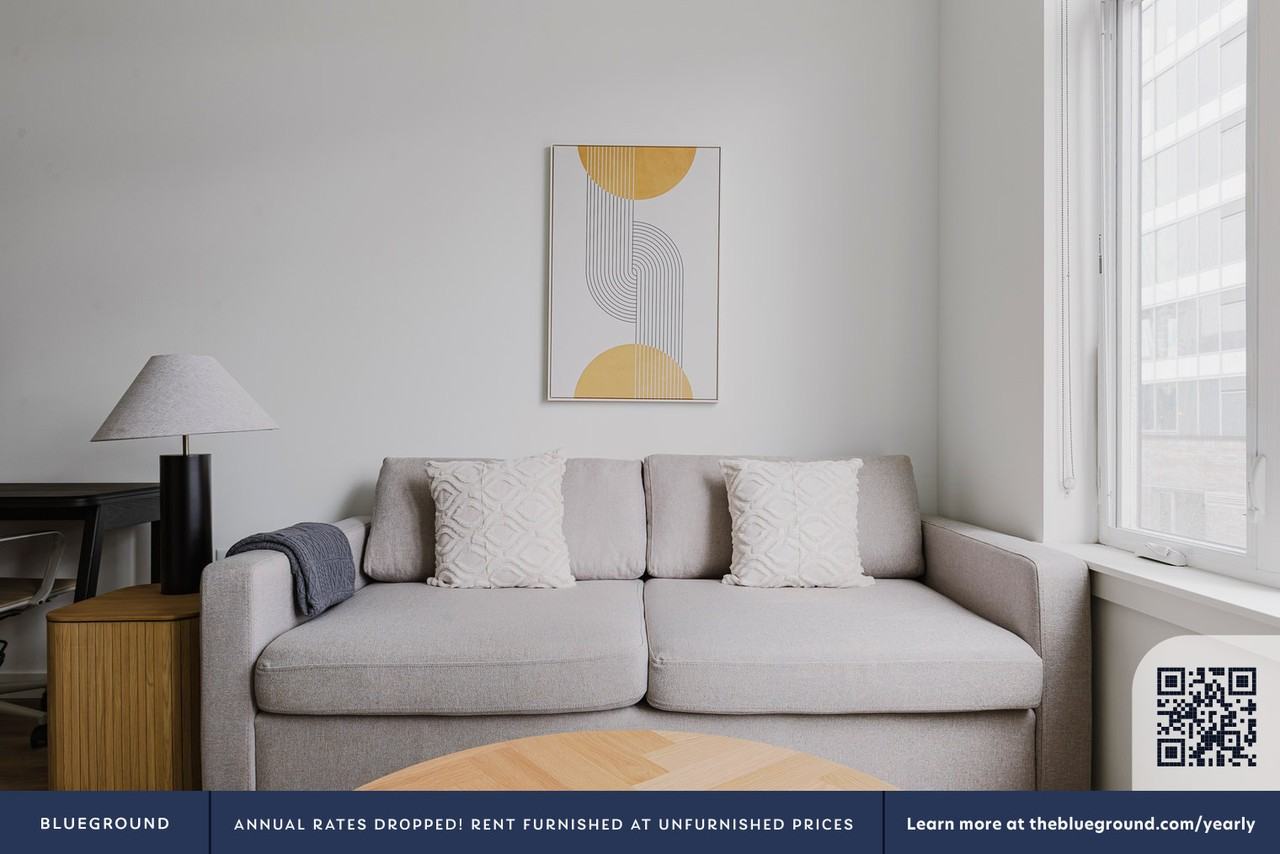 1146 Harrison Street - Photo 3 of 31