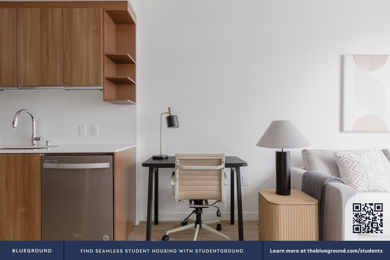 1146 Harrison Street - Photo 6 of 31