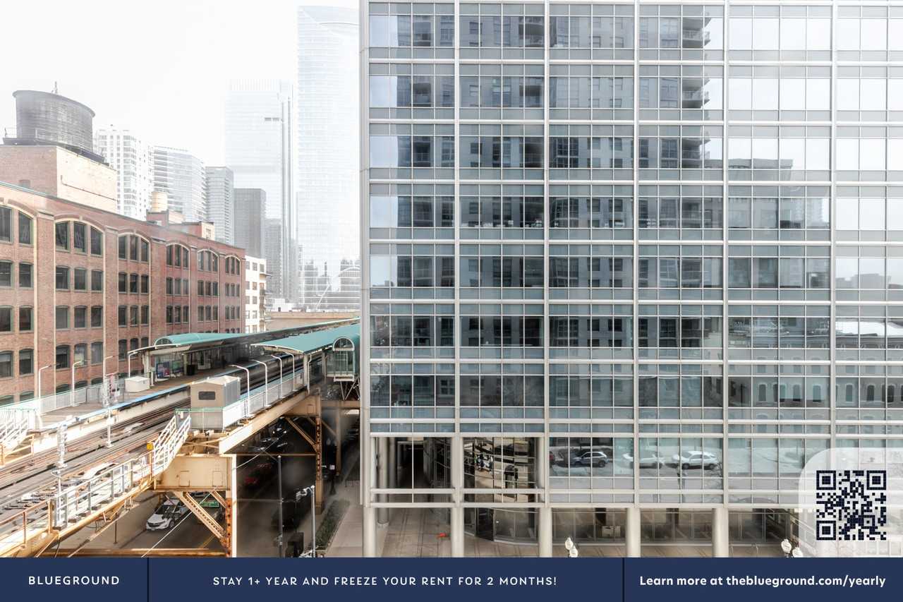 180 North Jefferson Street - Photo 7 of 33