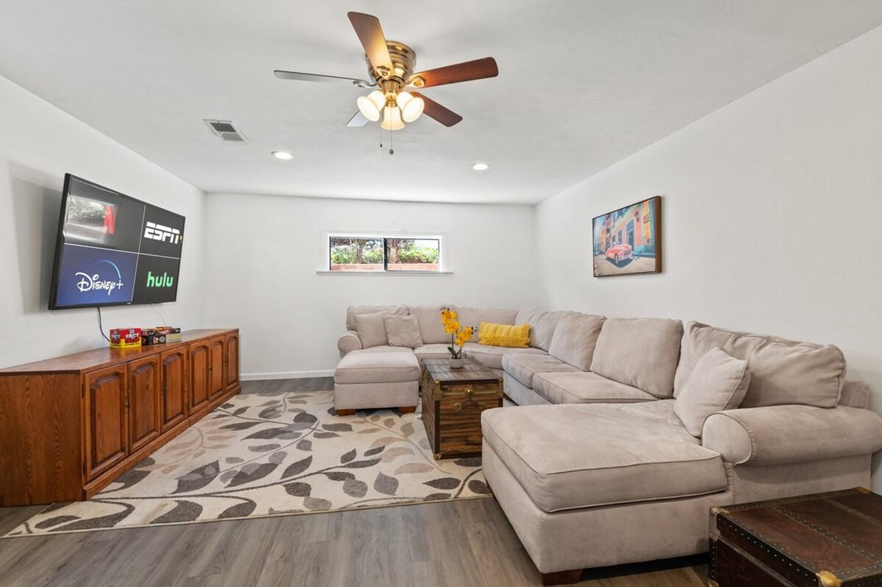 1223 J Ave #1024470P - Photo 5 of 35