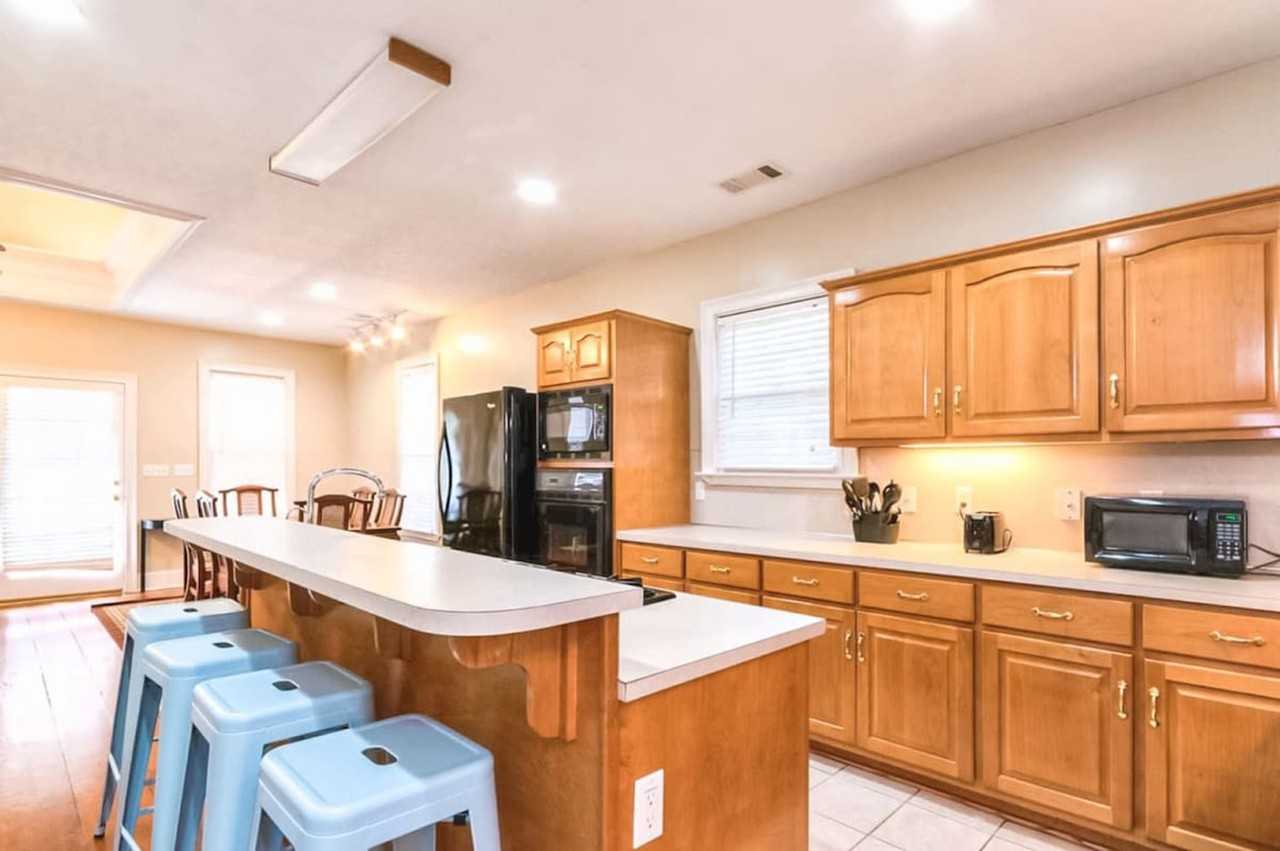 438 1st Ave #1043434P - Photo 5 of 35