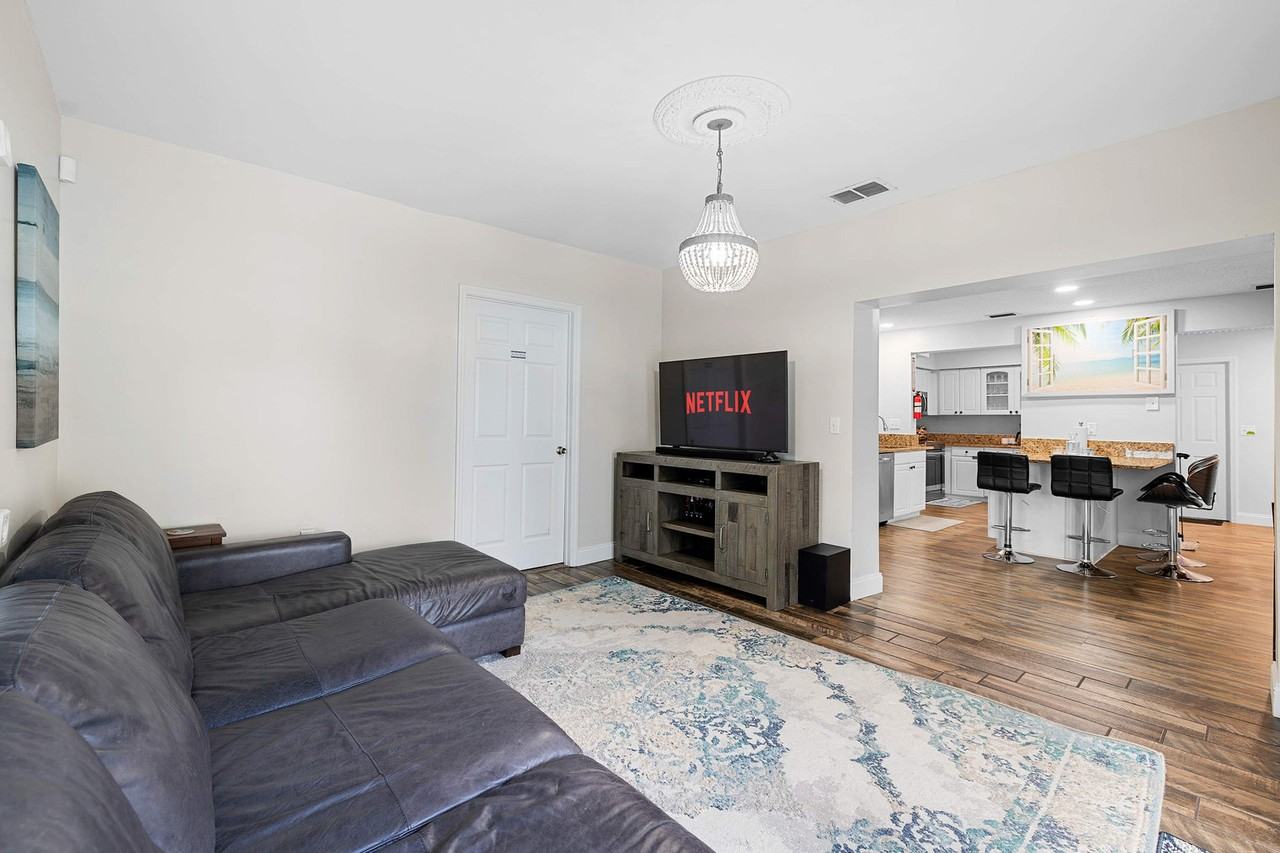 6216 102nd Ter N #1044688P - Photo 7 of 50