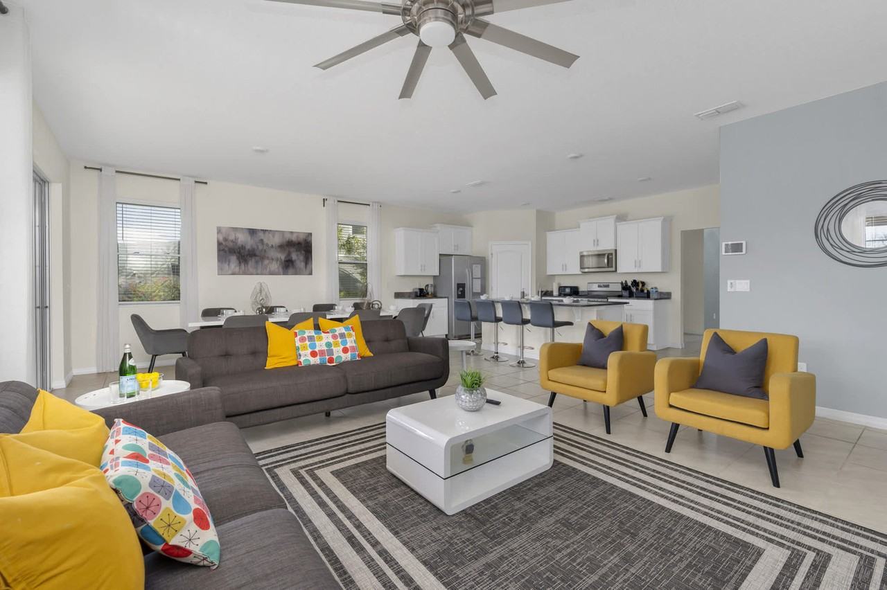 7511 Oakmoss Loop #1044691P - Photo 7 of 50