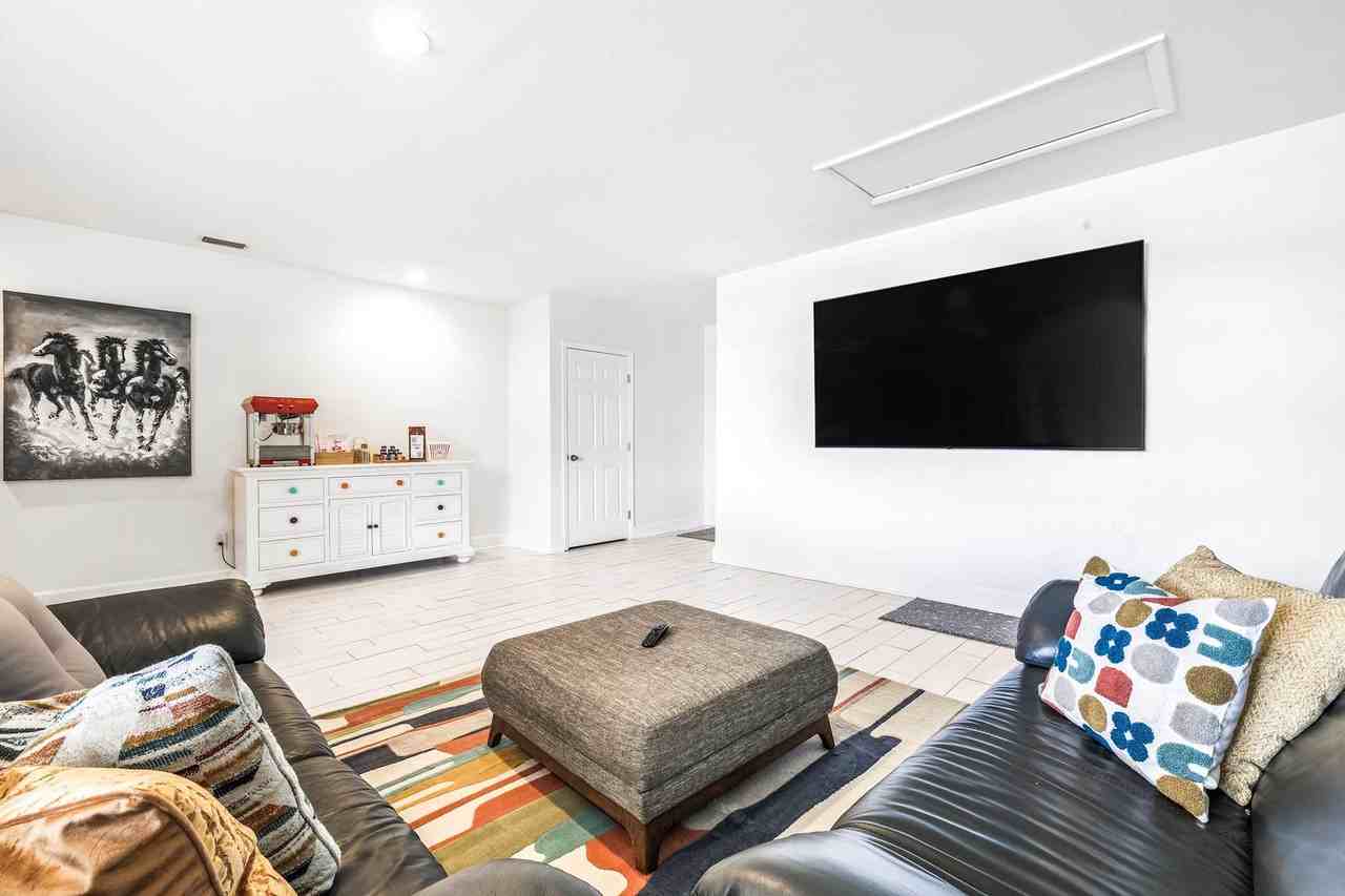 10108 Lake Julia Circle #1053156P - Photo 3 of 50