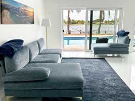 featured image of 8721 Nw 19th St