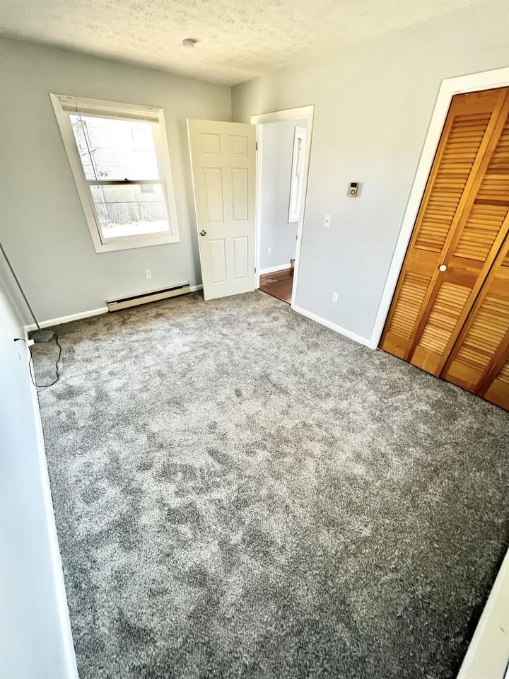 22 Godfrey St - Photo 5 of 10