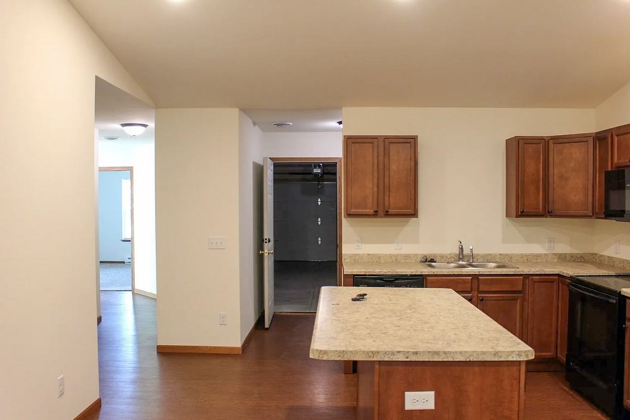 1238 Salem Drive - Photo 2 of 12