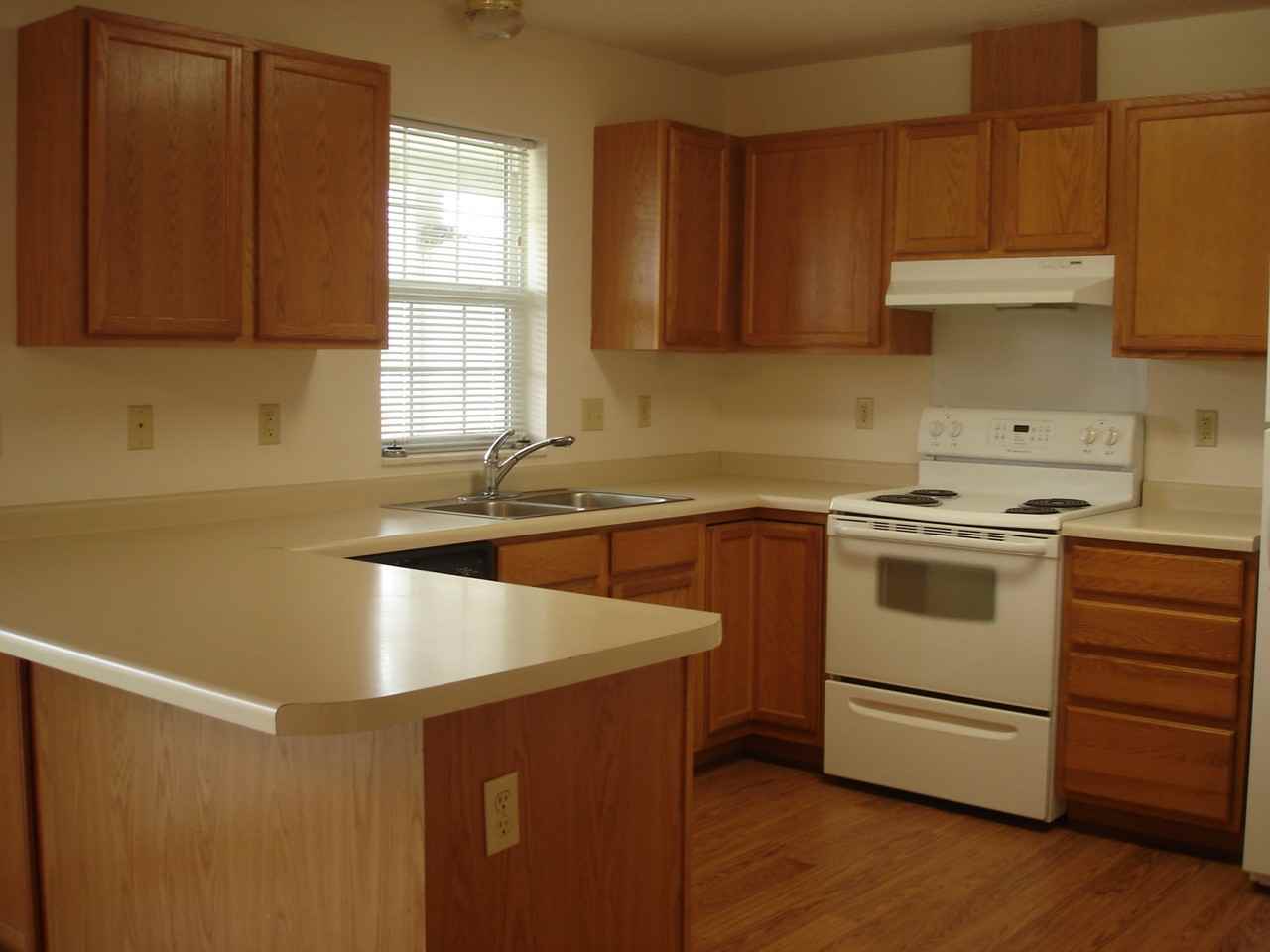 Ashmore Place Townhomes - Photo 3 of 19