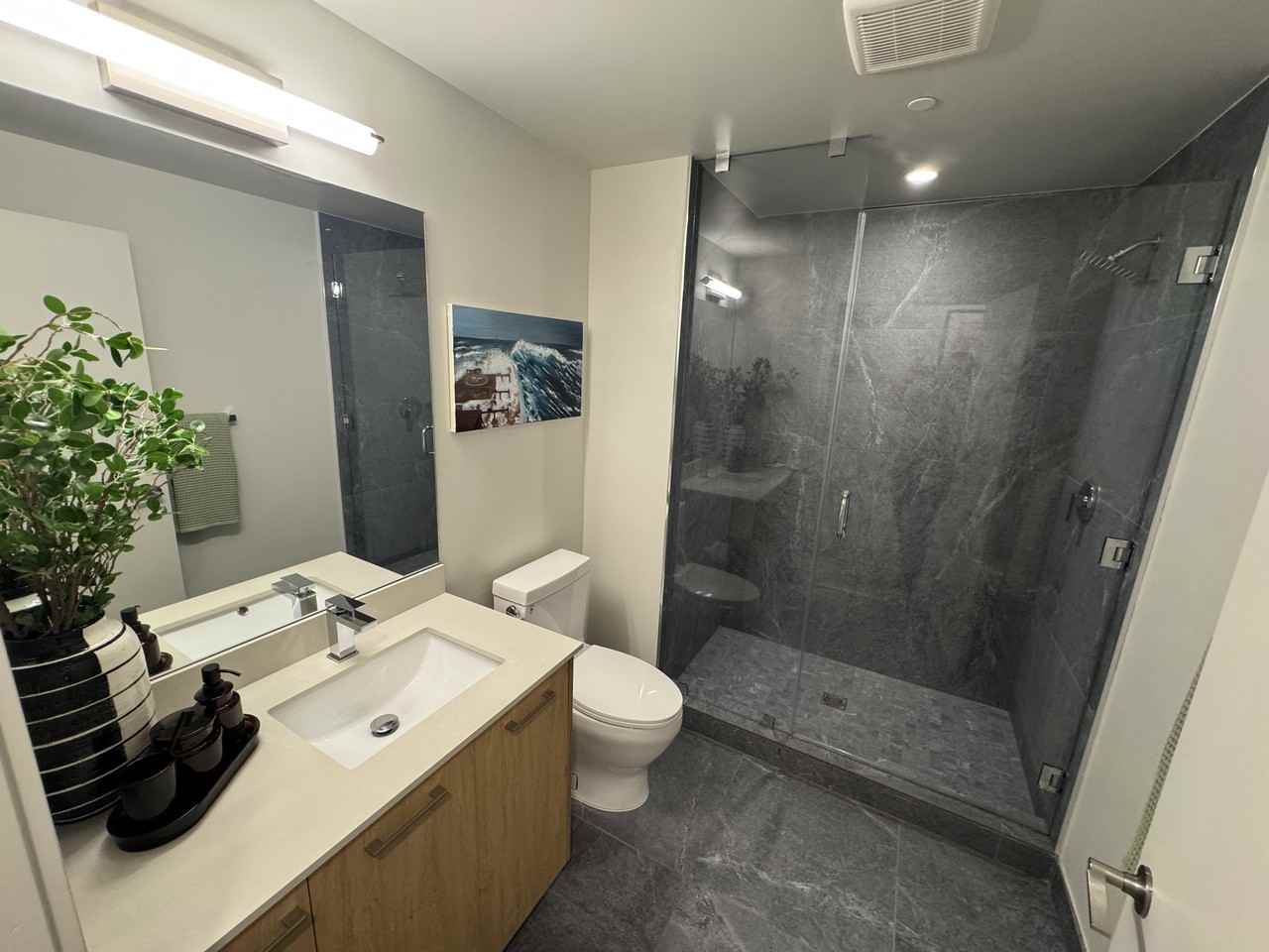 169 Northwest 28th Street #S15 - Photo 7 of 42