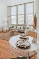 featured image of 211 Kenan St W