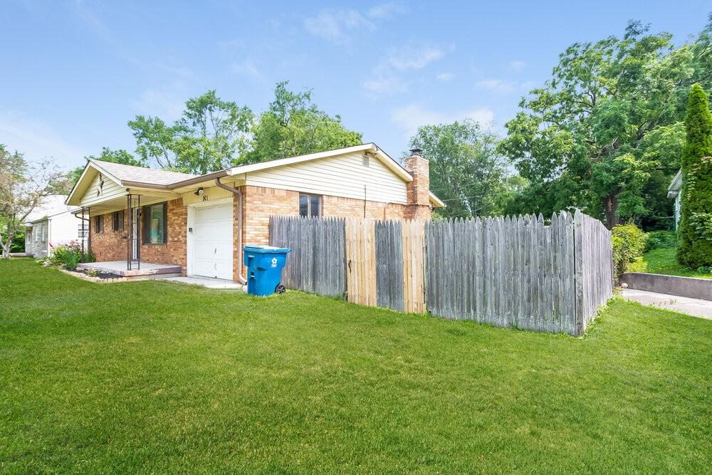 501 N Devon Ave - Photo 4 of 25