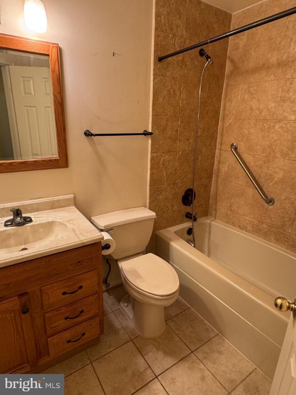 6849 Mountain Lake Pl - Photo 3 of 8