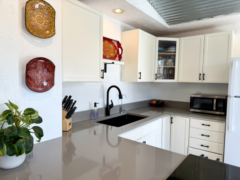 520 E Dakota Ave - Photo 5 of 20