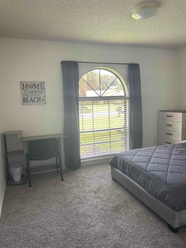 1294 Drill Ave Ne - Photo 3 of 20