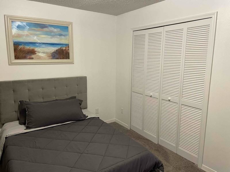 1294 Drill Ave Ne - Photo 5 of 20