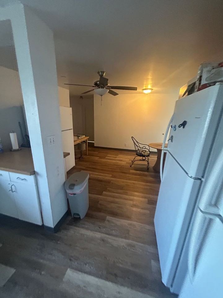 6062 Summer St - Photo 5 of 16