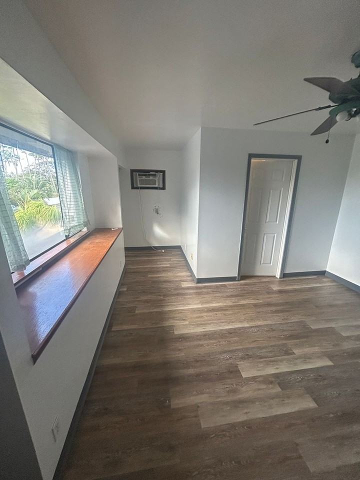 6062 Summer St - Photo 7 of 16