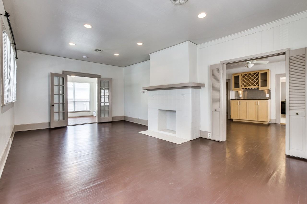 4312 Avondale Ave - Photo 2 of 23