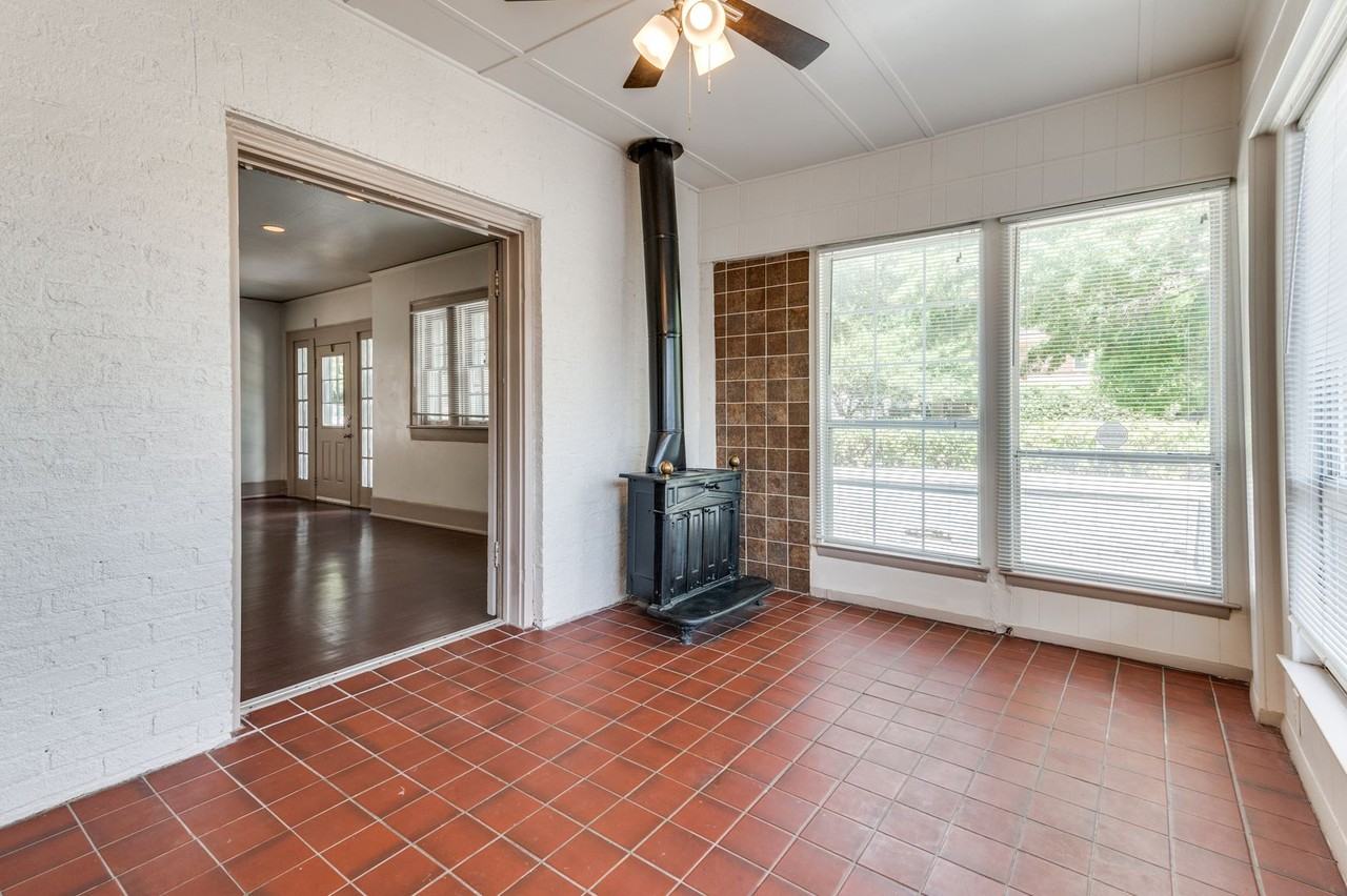 4312 Avondale Ave - Photo 7 of 23