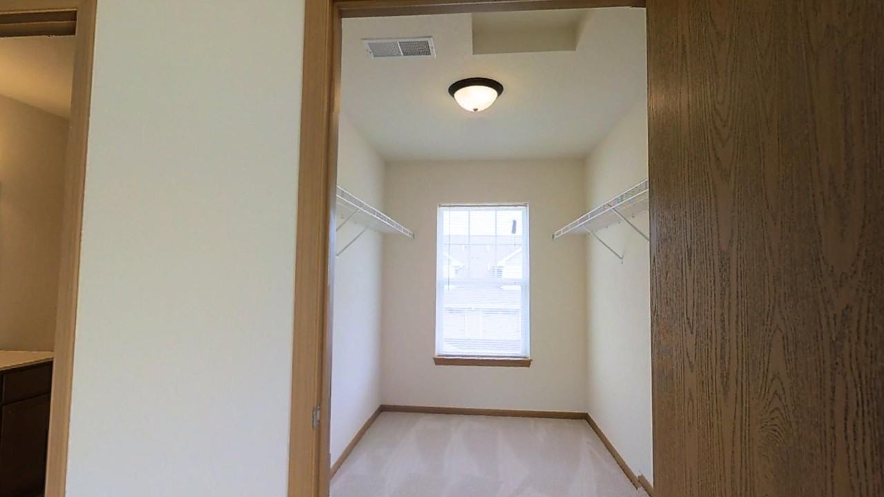 645 Cedar Bluffs Way - Photo 7 of 15