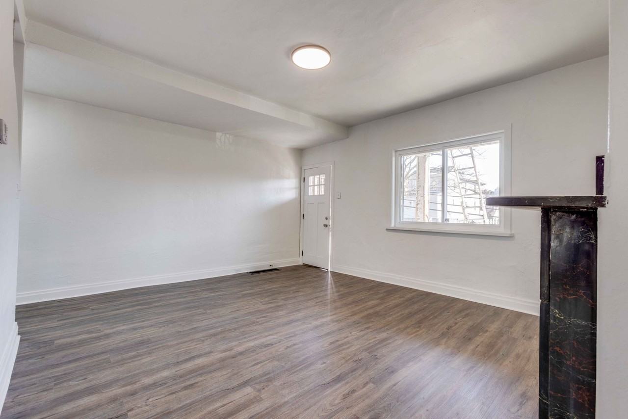 328 Sweetbriar St - Photo 7 of 33