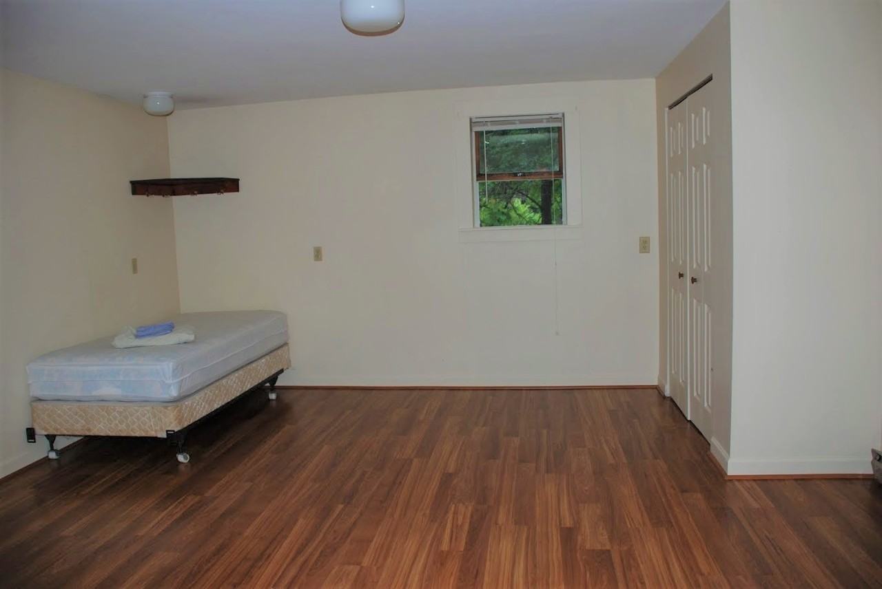 129 Edith St - Photo 7 of 12