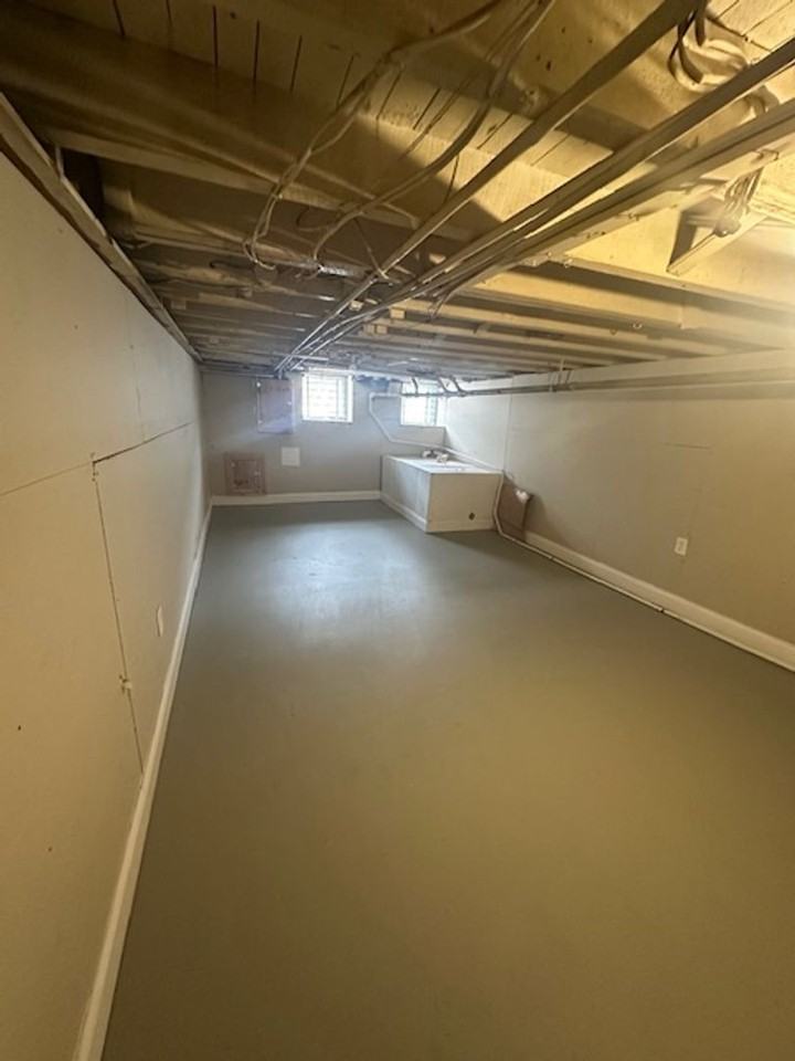 2585 W Fayette St - Photo 6 of 17