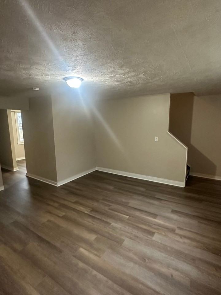 40 Lardner Ct #46 - Photo 4 of 10