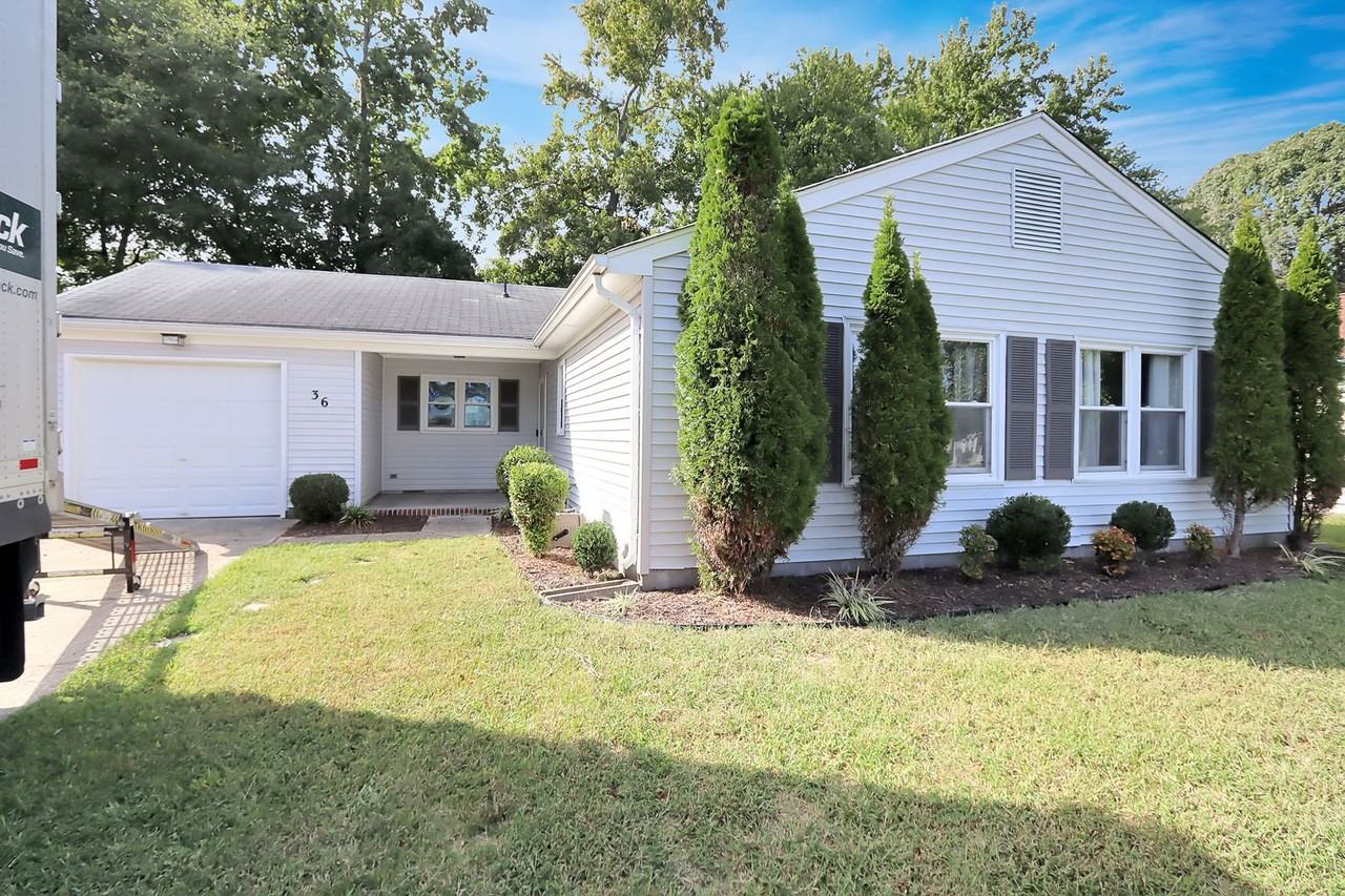 36 Sanlun Lakes Dr - Photo 2 of 23