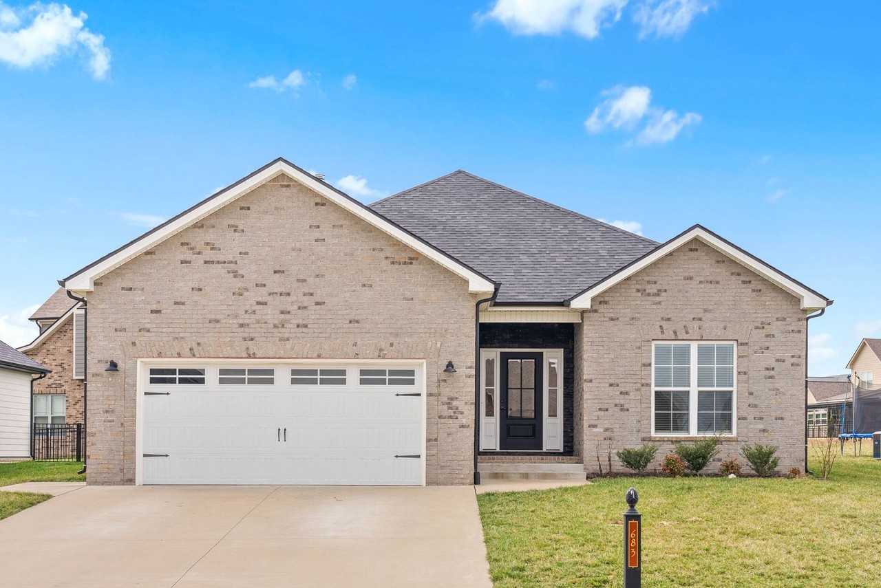 683 Jersey Dr - Photo 2 of 27