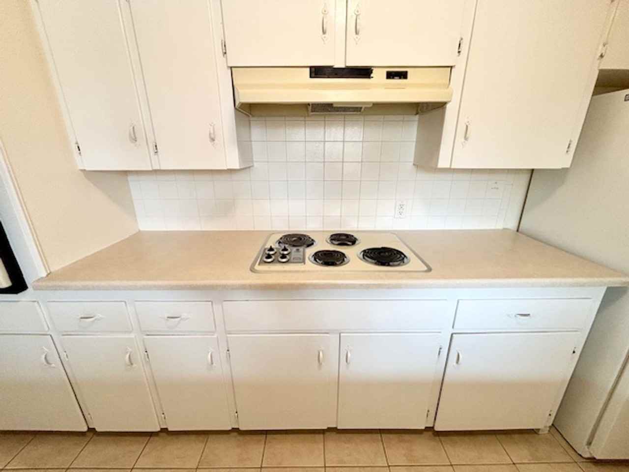 3015 Wright St - Photo 3 of 43