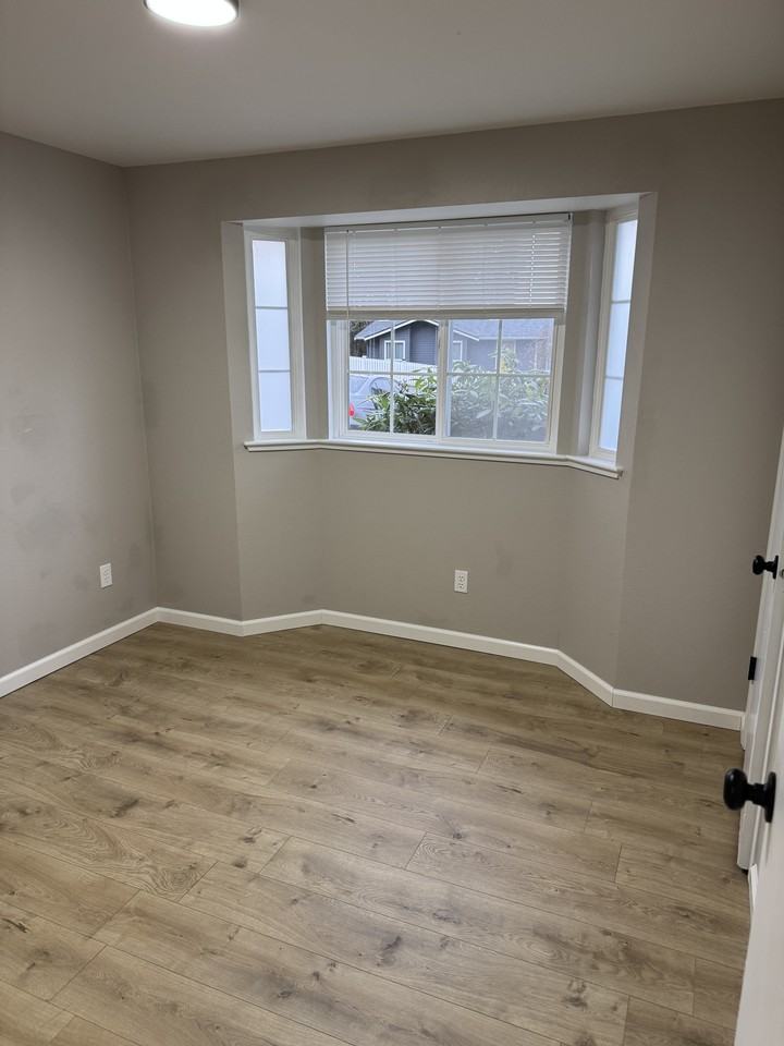 126 75th St Sw #NA - Photo 3 of 16