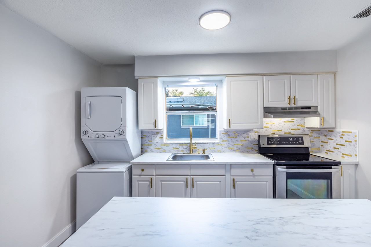 3872 7th Ave N #C - Photo 3 of 10