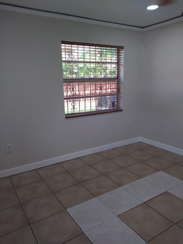 5770 Nw 191st Ter #1 - Photo 7 of 26