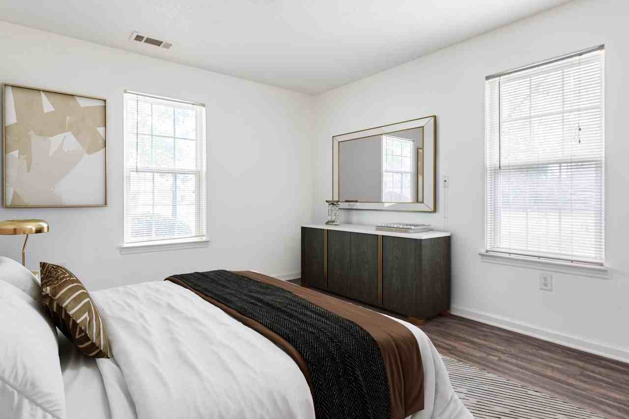 Kings Tree - Photo 4 of 43