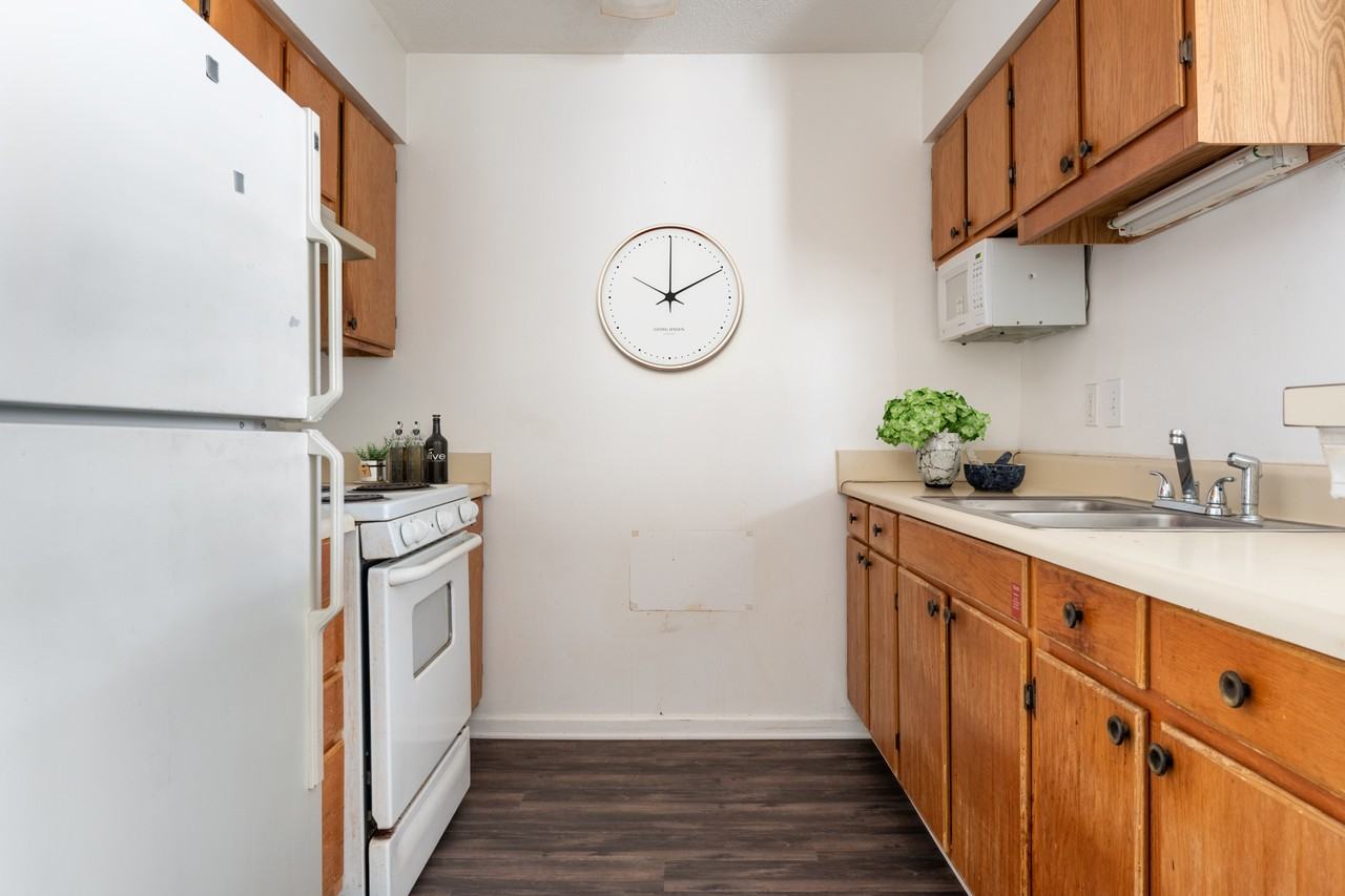 Kings Tree - Photo 3 of 43