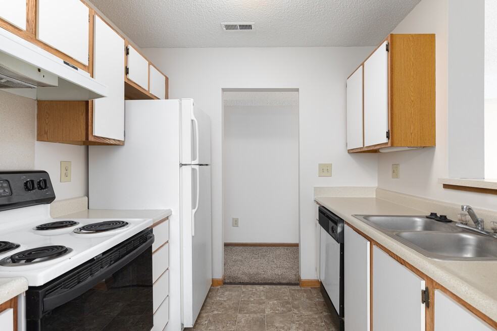 Wilmington Court - Photo 4 of 11